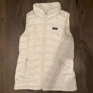 Patagonia White Quilted Puffer Vest